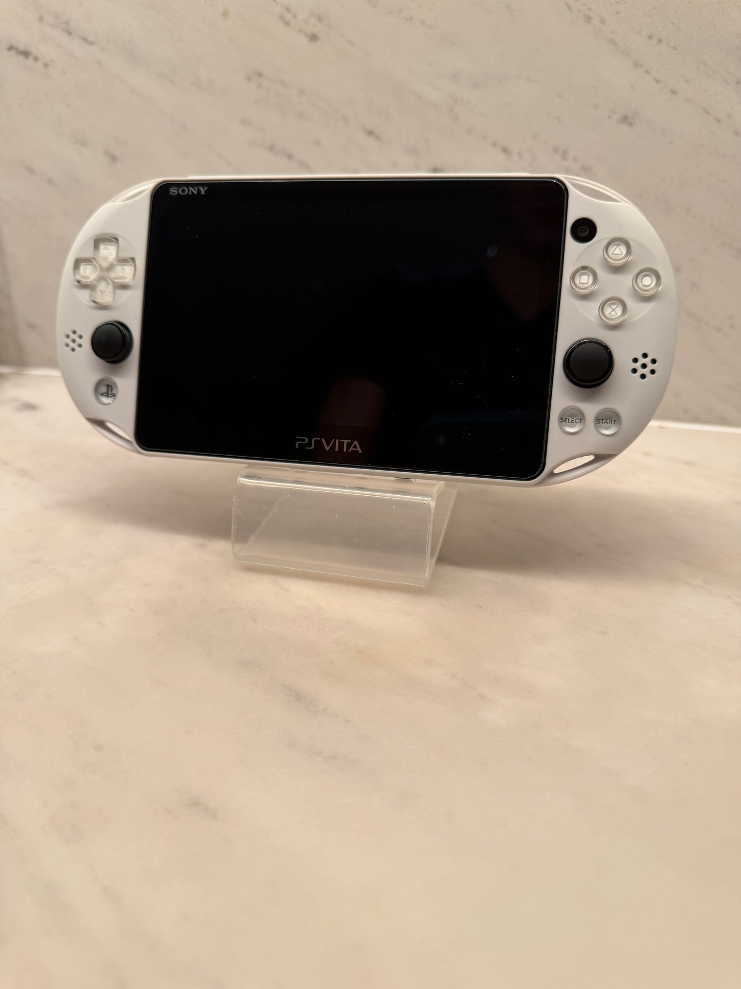 PS-Vita 2000 + FREE GAME white JP