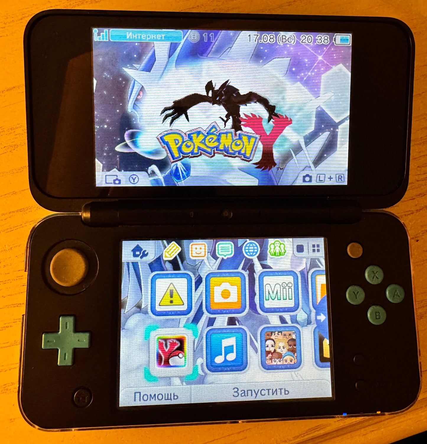 Nintendo 2DS xl new EU + Pokemon Y (Modded)