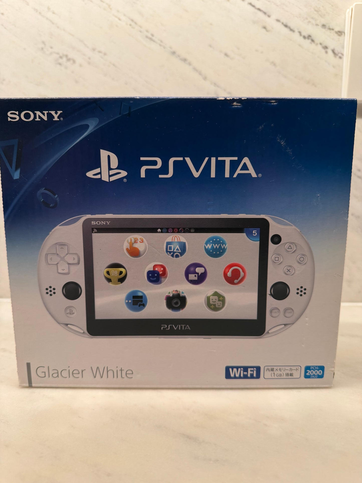 PS-Vita 2000 + FREE GAME white JP
